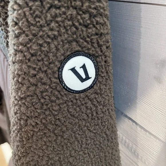 Vuori Brown Teddy Jacket - Picture 4 of 6